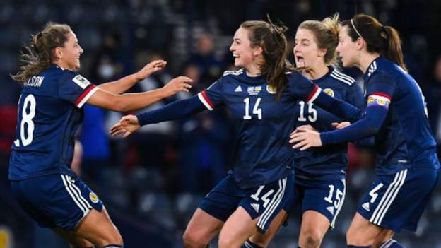 Scotland 1-1 Ukraine: Scots' Women's World Cup hopes on track after late equalis..