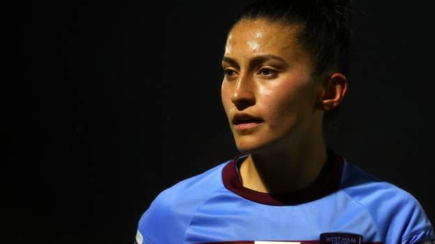 Maz Pacheco: Aston Villa sign West Ham left-back for undisclosed fee ...