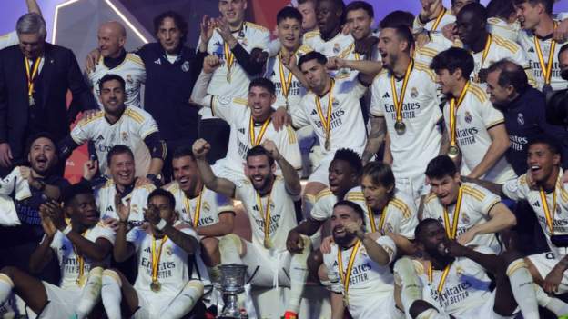 Real Madrid 4-1 Barcelona: Los Blancos ganaron la Supercopa de España con un hat-trick de Vinicius Junior