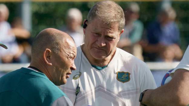 Australia switch focus to World Cup survival