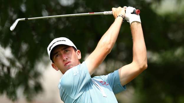 McKibbin shares lead at rain-hit Singapore Classic
