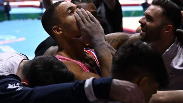 GB men win bronze in thrilling team event