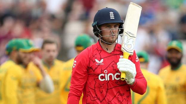 Inglaterra v Sudáfrica: Shamsi toma 5-24 como anfitriones derrotados por 90 carreras para perder la serie T20