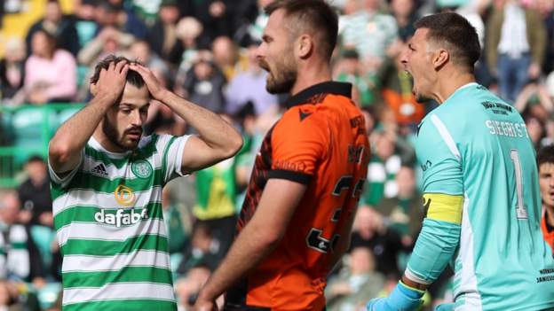Celtic 1-1 Dundee United: Hosts' poor league start continues