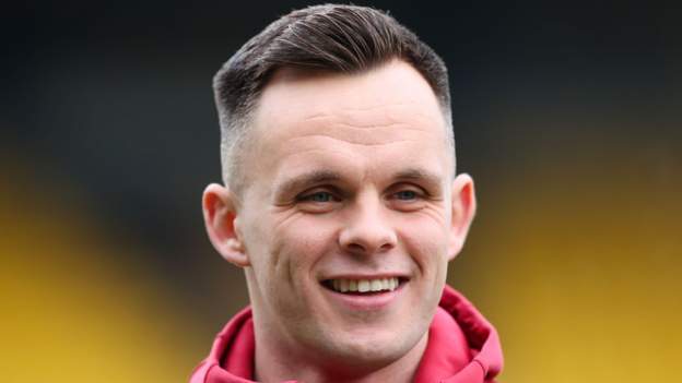 Hearts' Shankland back from illness to face Dundee
