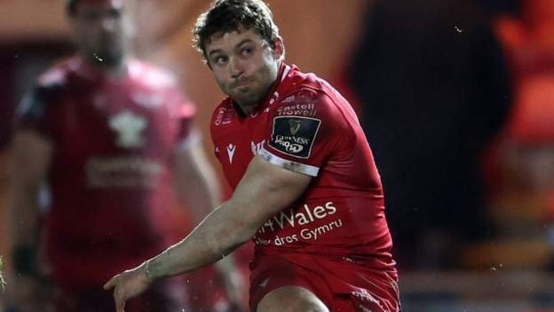 Scarlets quartet fit for Euro semi-final