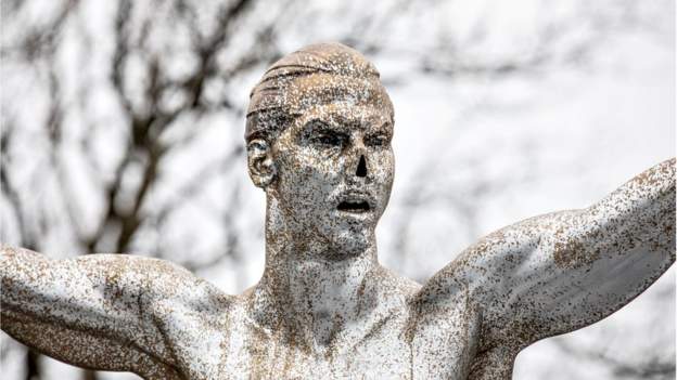 Zlatan Ibrahimovic statue has nose cut off by vandals - BBC Sport