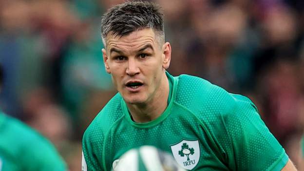 Sexton returns as Ireland make six changes