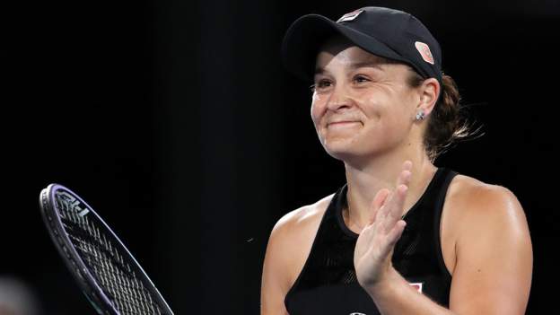 Adelaide International: Ashleigh Barty fights back to beat Coco Gauff