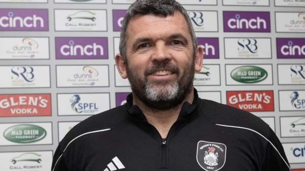 Callum Davidson: Queen's Park name former St Johnstone boss as head coach