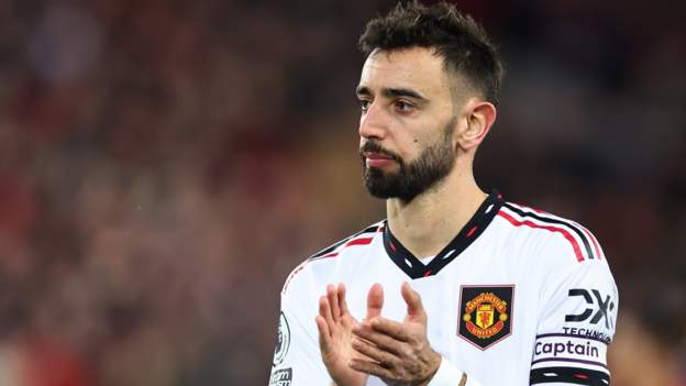 Fernandes should not captain Man Utd again - Sutton