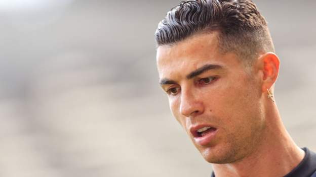 Cristiano Ronaldo: Manchester United forward thanks Anfield for 'respect' shown ..