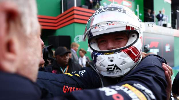 Dutch Grand Prix: Max Verstappen survives losing lead to equal all-time consecutive wins record