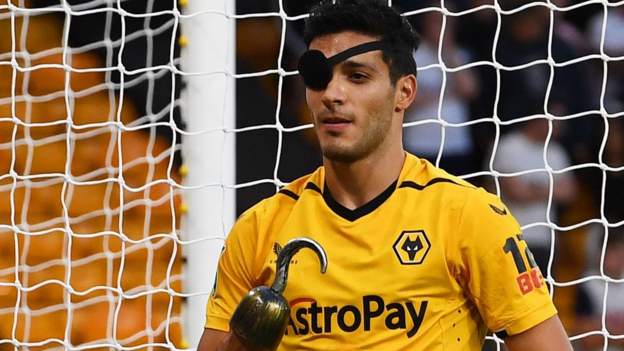 Wolves: Championship winners lost £1m a week during 2017-18 - BBC Sport