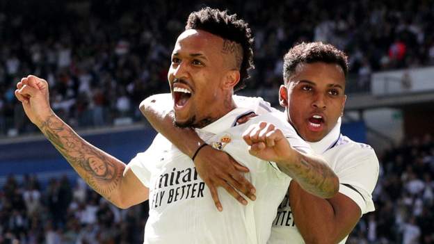Real Madrid beat Espanyol before El Clasico