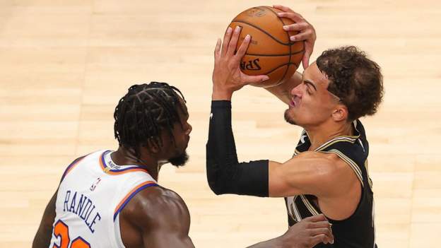 Hawks beat Knicks to lead series