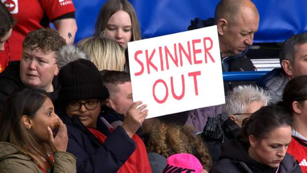 Man Utd 'still have energy' for title race - Skinner