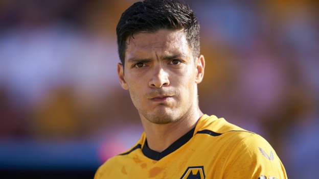 Raul Jimenez: Wolves striker injures knee and groin and faces spell out