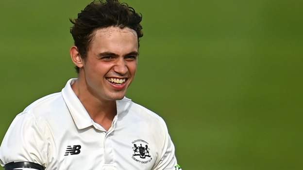 County Championship: Somerset closes 134 races behind Gloucestershire