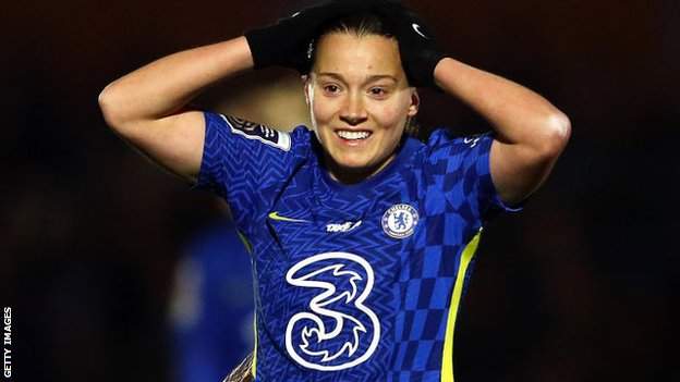 Chelsea 0-0 Arsenal: WSL's top two end goalless despite late drama