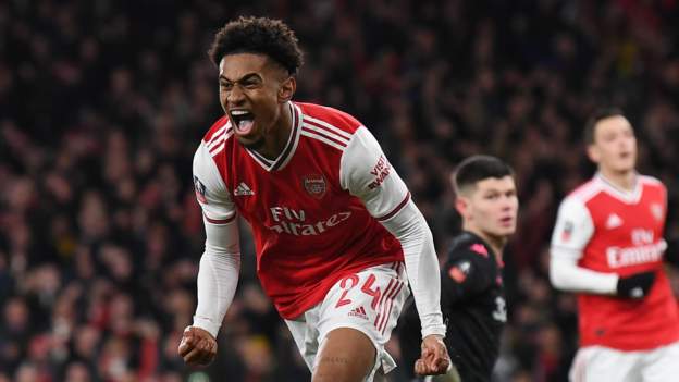 Arsenal 1 0 Leeds United Reiss Nelson Goal Sends Gunners Into Fourth