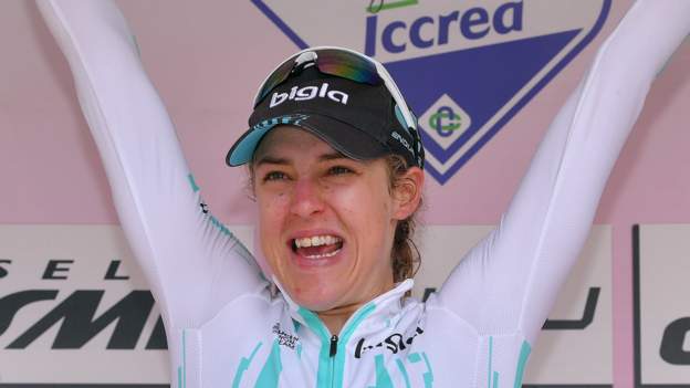 Giro Rosa: Lizzy Banks wins stage eight as Annemiek van ...