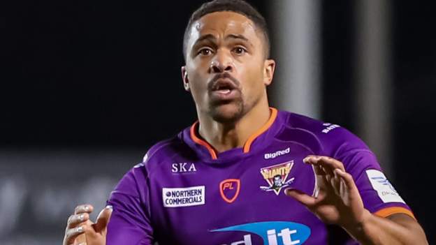 Castleford Tigers' Jordan Turner targeted by vile racist abuse in his own  home - Rugby League News