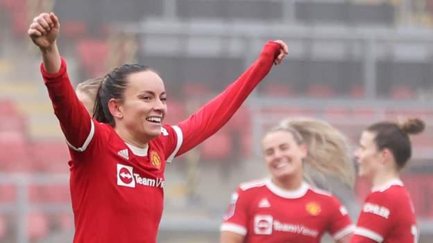 Manchester United Women 5-0 Aston Villa Women: United move to third with thumping win