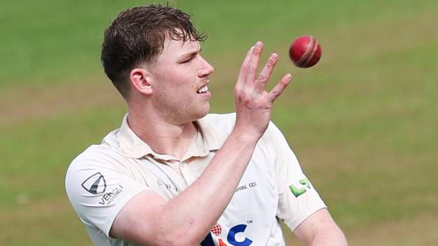 Yorkshire favourites to force win over Glamorgan-ZoomTech News