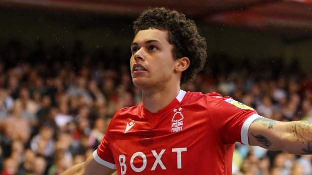 Brennan Johnson: Nottingham Forest and Wales forward signs four-year contract