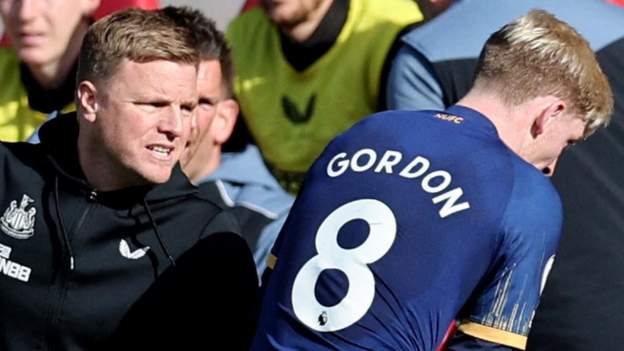Howe has 'no issue' with Gordon after reaction