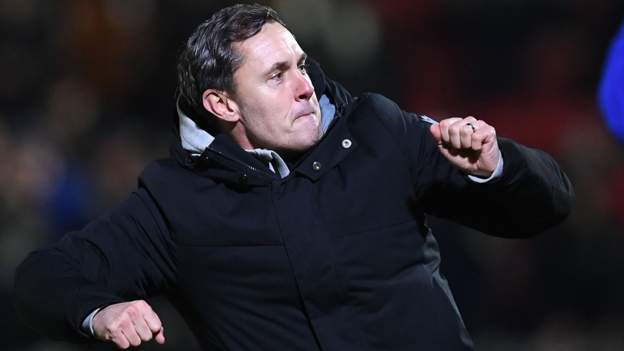 Grimsby stun Southampton to reach FA Cup last eight