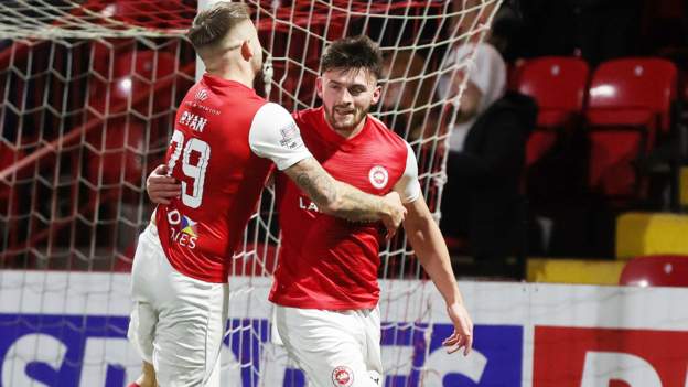 Larne return to top of the table as Crues beat Carrick