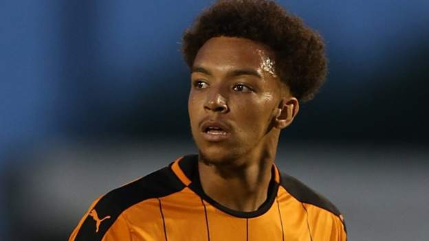 Donovan Wilson: Macclesfield Town sign ex-Wolves forward on free transfer -  BBC Sport