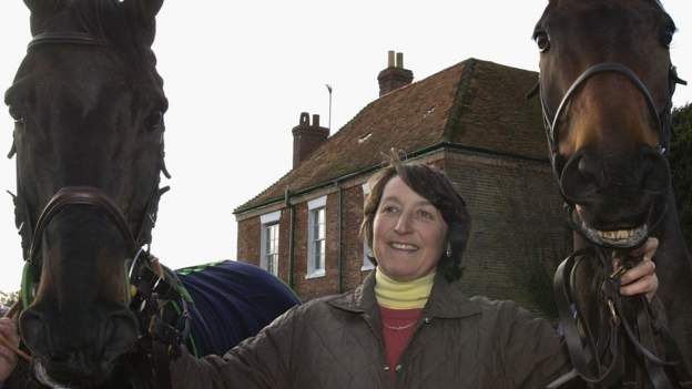 Legendary trainer Knight to return after 11 years
