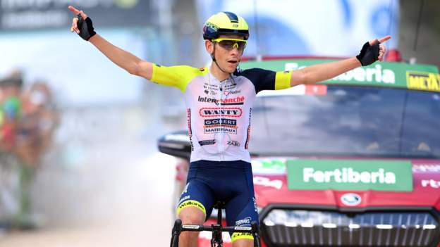 Vuelta a Espana: Louis Meintjes ha vinto la sua prima tappa del Grand Tour vincendo la nona tappa