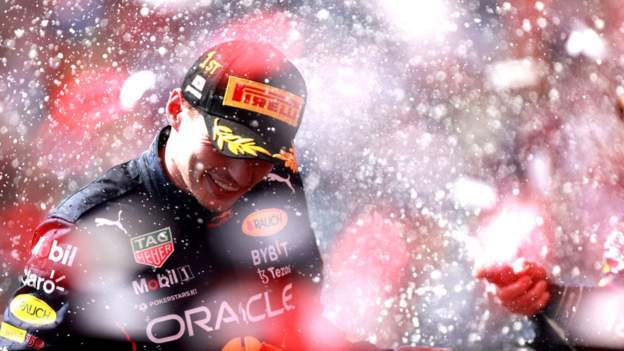Canadian Grand Prix: Max Verstappen holds off Carlos Sainz to extend championshi..