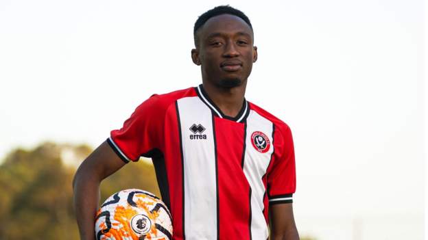 Sheff Utd sign forward Traore from Hacken