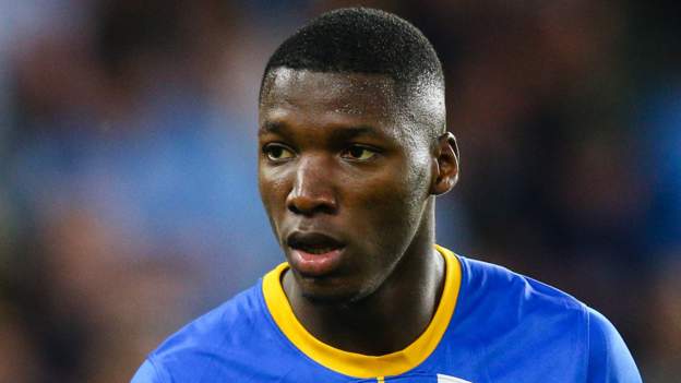 Moises Caicedo: Brighton reject £70m Chelsea bid for Ecuador midfielder