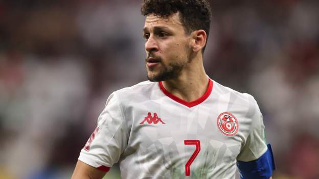 Afcon 2021: Tunisia upset 10-man Nigeria in last 16