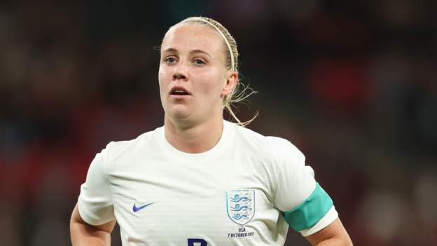 Beth Mead: England forward says holding World Cup in Qatar is 'disappointing'
