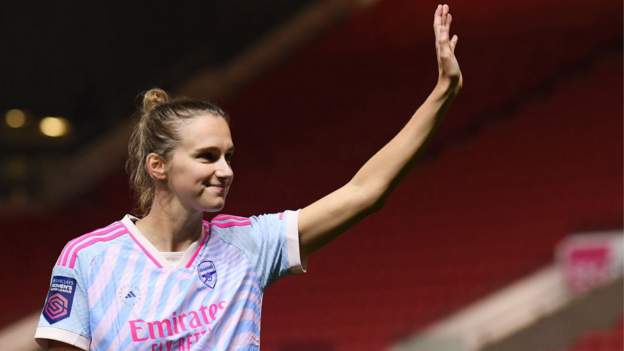 Vivianne Miedema: Arsenal striker went through 'emotional rollercoaster' during injury absence