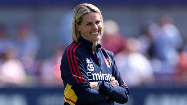 Arsenal legend Smith appointed assistant coach