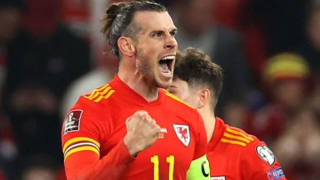 Wales 2-1 Austria: Gareth Bale strikes twice to fire hosts into World Cup play-o..