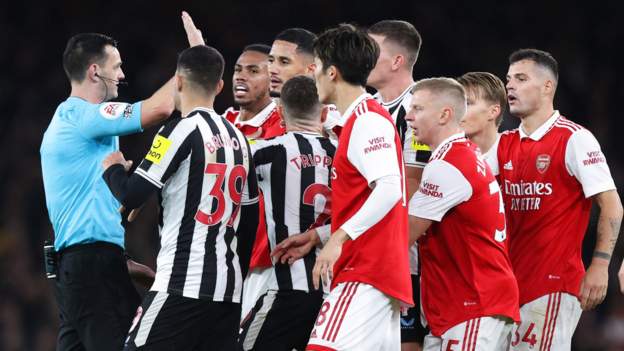 <div>Arsenal 0-0 Newcastle: Mikel Arteta says his side were denied two 'scandalous' penalties</div>