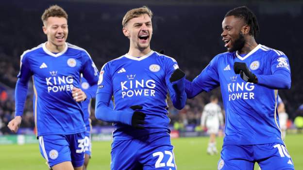 Leicester cruise past Swansea to go 10 points clear
