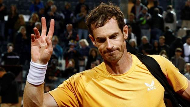 Italian Open: Andy Murray loses to Fabio Fognini in Rome