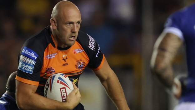 Prop Watts signs new Castleford contract-ZoomTech News