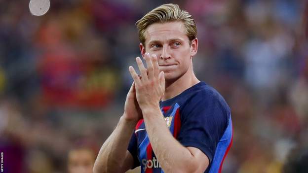Frenkie De Jong: Barcelona midfielder 'wants to stay' says club president Laporta
