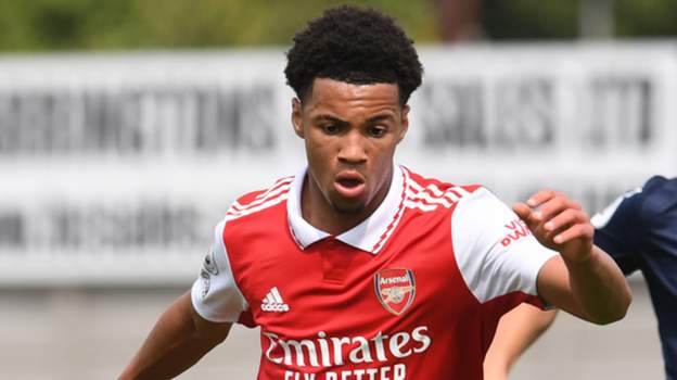 Ethan Nwaneri: Arsenal schoolboy, 15, on bench for Premier League game with Bren..